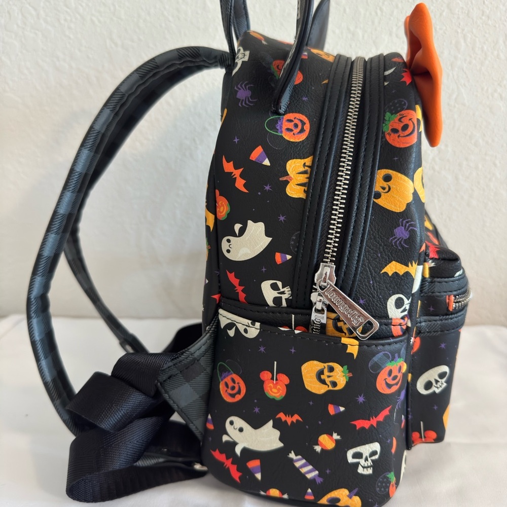 Loungefly Black and Orange Halloween Mini Bag - Picture 5 of 8